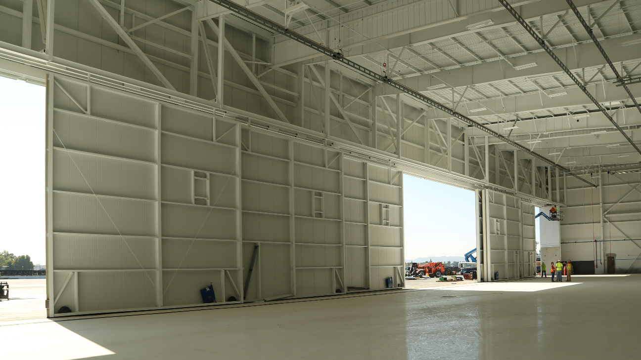 Aircraft Rolling Hangar Doors Interior