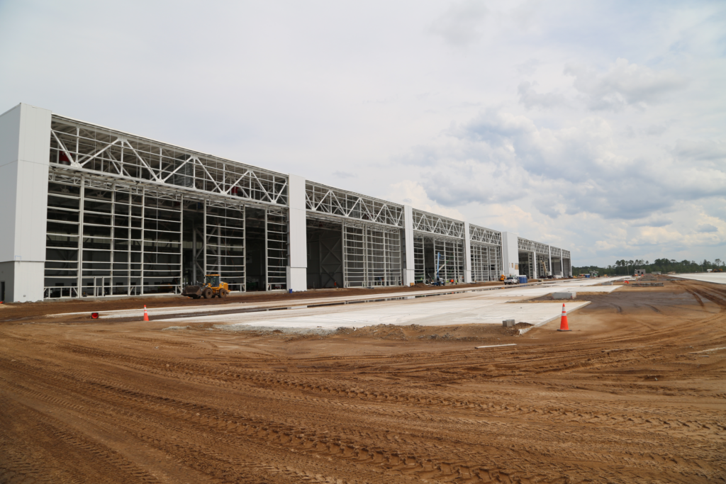 Hangar Doors: What to look for when building a new hangar.